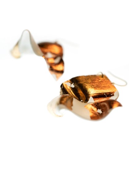 Plastikschmuck von Shahd El Lawindy, Prof. Klaus Hesse