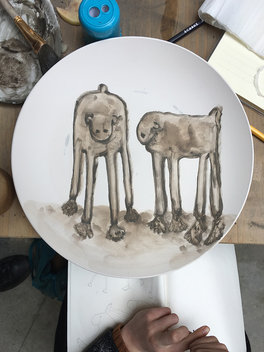 »The New Blue – Porcelain instead of Paper« by Klaus Hesse and Zack Chen