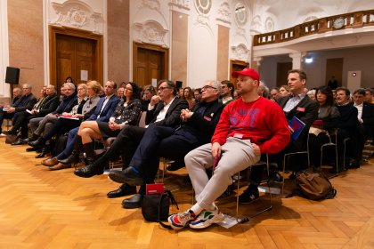 Eröffnung Making Crisis Visible Prof. Klaus Hesse, Felix Kosok Opening Making Crisis Visible Prof. Klaus Hesse, Felix Kosok