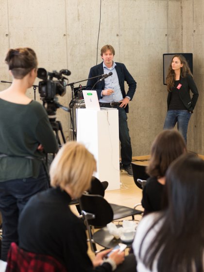 Making Crisis Visible Prof. Klaus Hesse, Felix Kosok Making Crisis Visible Prof. Klaus Hesse, Felix Kosok