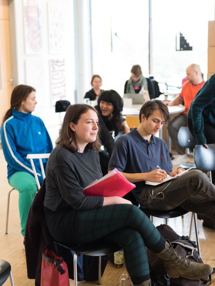 Making Crisis Visible Prof. Klaus Hesse, Felix Kosok Making Crisis Visible Prof. Klaus Hesse, Felix Kosok