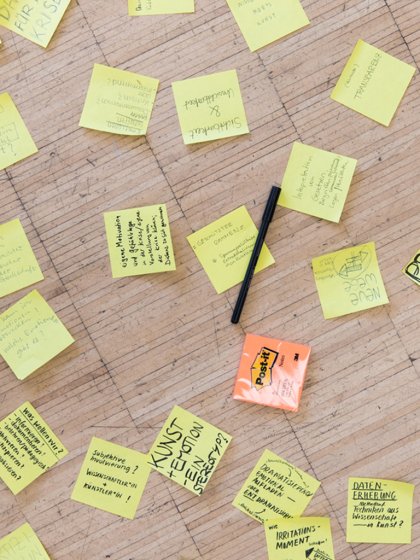 Making Crisis Visible Prof. Klaus Hesse, Felix Kosok Making Crisis Visible Prof. Klaus Hesse, Felix Kosok