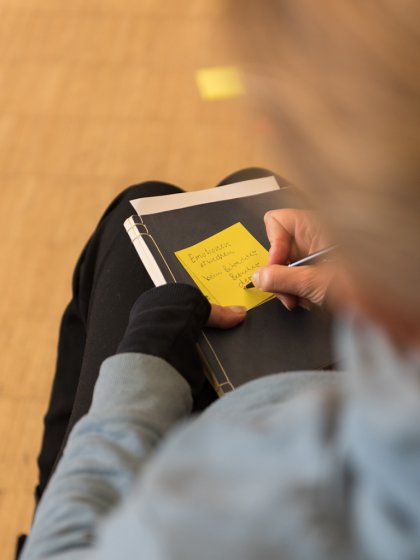 Making Crisis Visible Prof. Klaus Hesse, Felix Kosok Making Crisis Visible Prof. Klaus Hesse, Felix Kosok