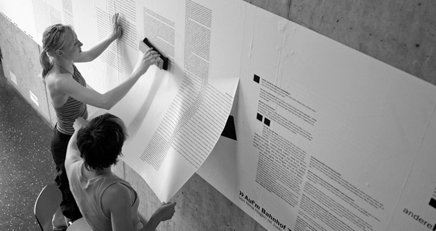 »Journal de Tour« Wallpaper by Mauricio Franicevich, Teresa Habild, Cornelica Vogt, Katrin Schacke, Christian Strobel ©2004